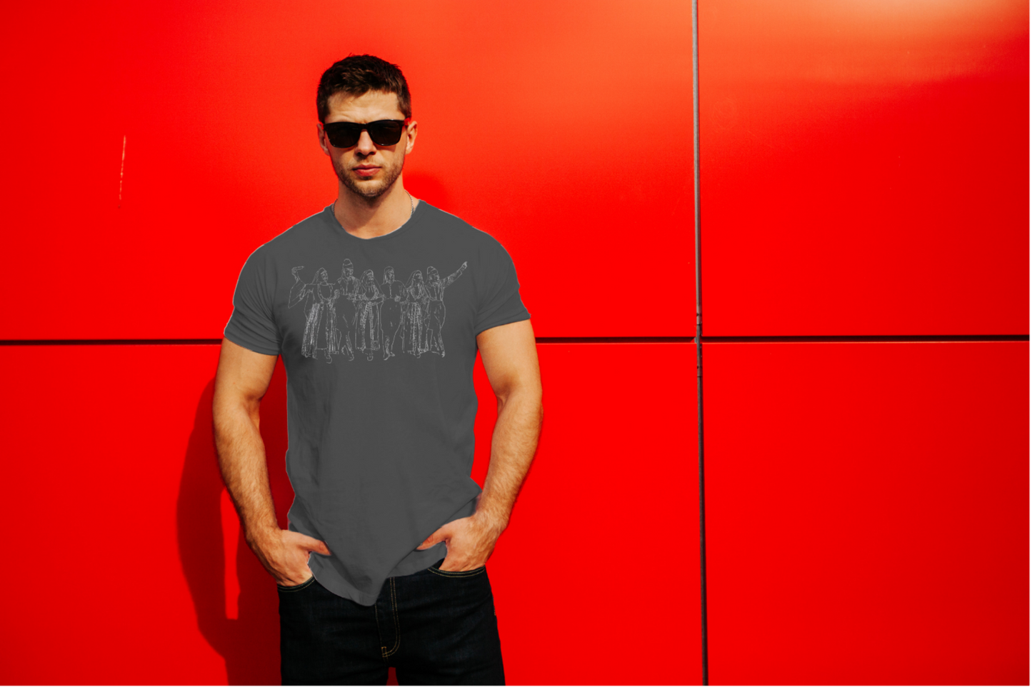 Garment-dyed heavyweight t-shirt with Olive Brach Embroidery